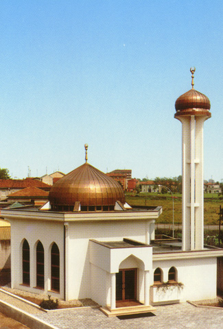 مسجد الرحمن في مدينة ميلانو 11/1/1409هـ