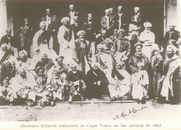 المسلمون في الكيب يحتفلون بالشيخ أبي بكر أفندي 1862م وقد وفد إليهم للإصلاح بينهم