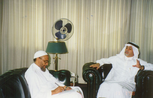 الحوار مع السفير السعودي في مكتبه