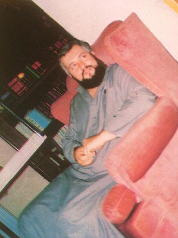 حوار مع الأخ الألماني المسلم أحمد فون دنفر 26/12/1408هـ ـ 8/8/1988م